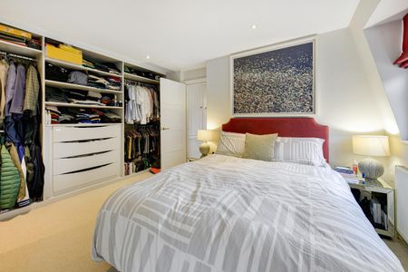 2 bedroom flat in London - Photo 5