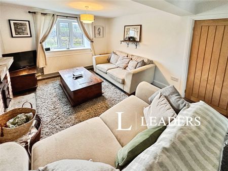 3 bedroom cottage to rent Winkhill, Leek, ST13 - Photo 2