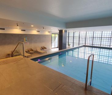 UNfurnished Sunny 1 Bedroom - Photo 6