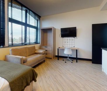 Studio to rent - Photo 4