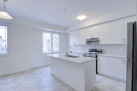 For Lease - 30 Hine Road, Brantford, Ontario - Photo 2