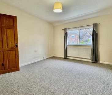 4 bedroom semi-detached house to rent - Photo 6