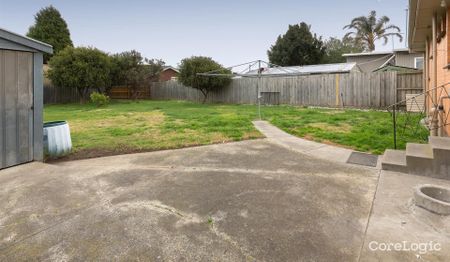 1 Mckay Court, Dandenong North VIC 3175 - House For Rent | Domain - Photo 2