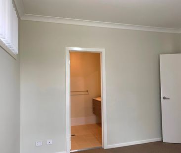 QUALITY HOME WITH ROOM TO MOVE! - Photo 4