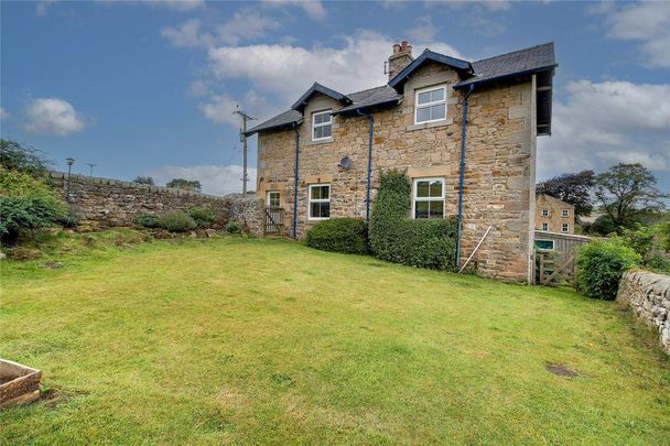 2 bedroom detached house to rent - Photo 1