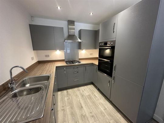 2 bedroom semi-detached house to rent - Photo 1