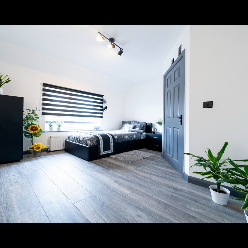 Room in a Shared House, Bideford Road, BR1 - Photo 1