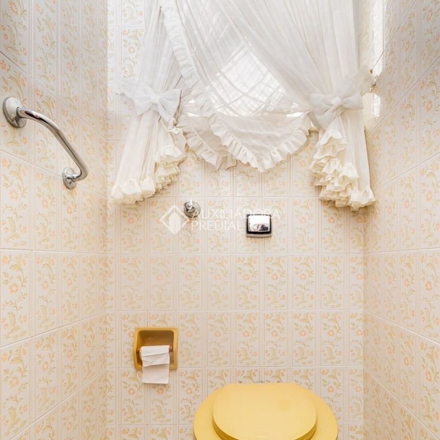Apartamento com 3 quartos e 195m² para alugar em Menino Deus, Porto Alegre. - Photo 1