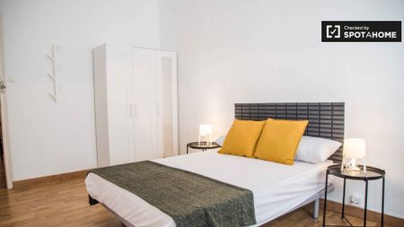 valencia, Valencian Community 46004 - Photo 3