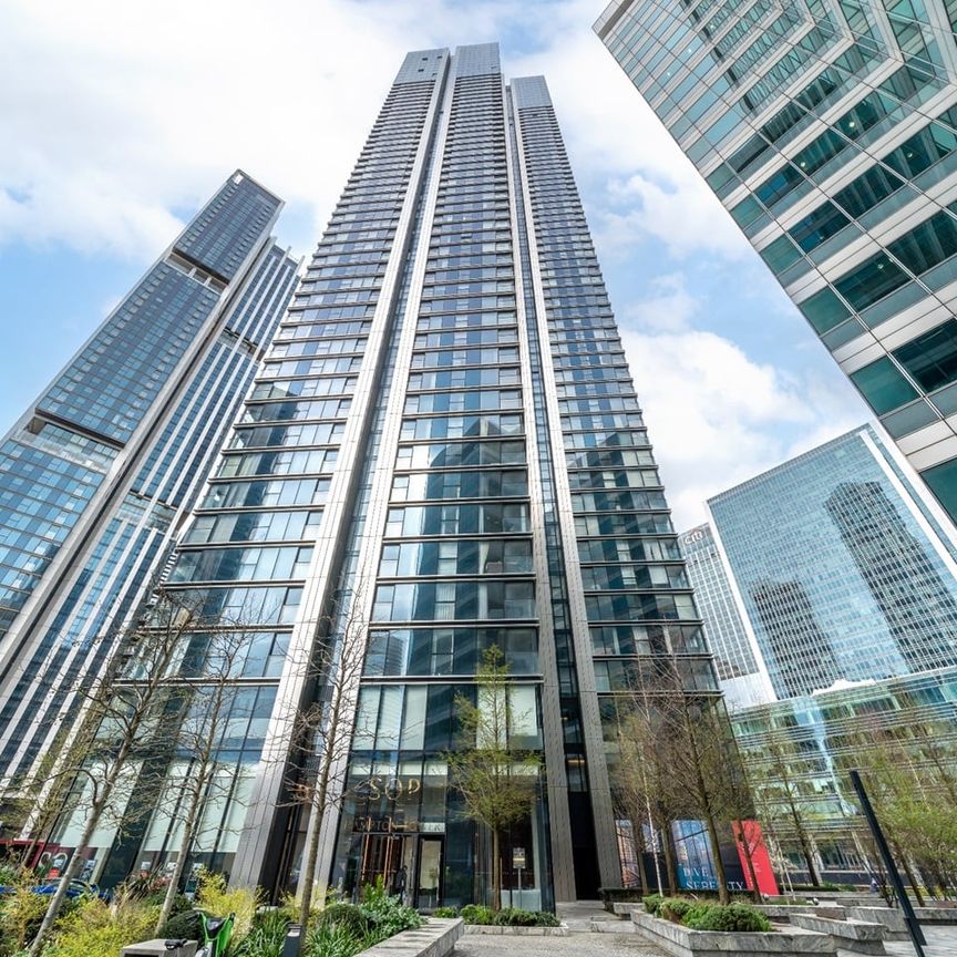 3 Bed Flat, Hampton Tower, E14 - Photo 1