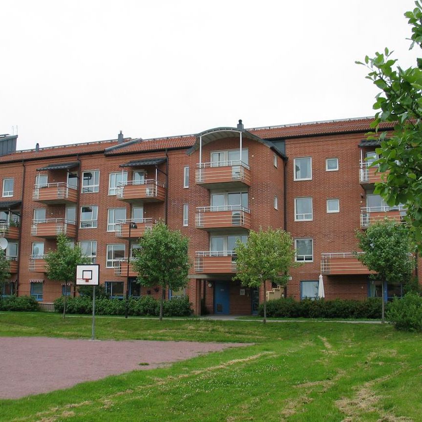 Fanjunkaregatan, Linköping - Photo 1
