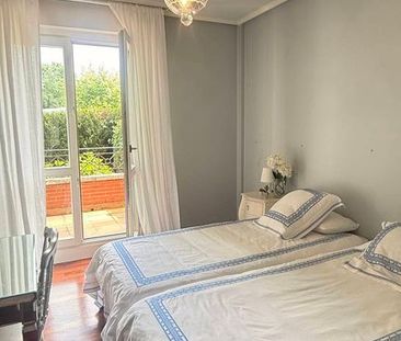 Luxury Apartment for rent in Neguri, Getxo, Basque Country - Photo 5