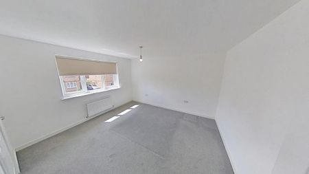 4 bedroom detached house to rent - Photo 4