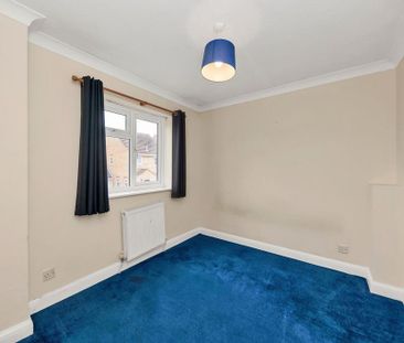 3 bedroom link detached house to rent - Photo 6