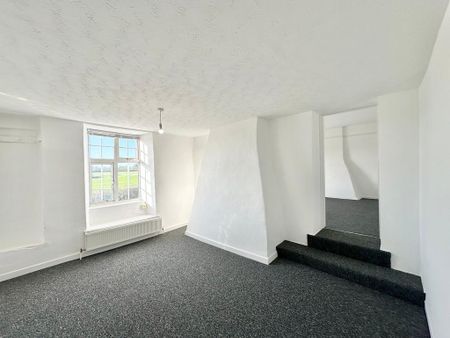 4 bedroom character property to rent - Photo 5