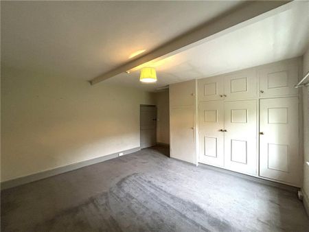 2 bedroom cottage to rent - Photo 2