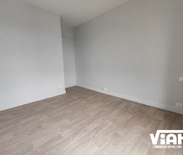 BEAU T2 AVEC BALCON - Photo 2