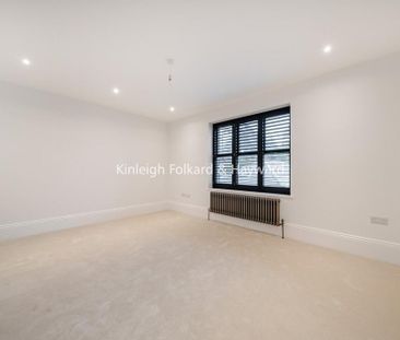 4 bedroom semi-detached house to rent - Photo 6