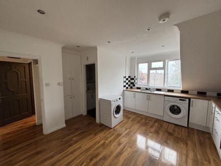 1 bedroom flat to rent - Photo 3
