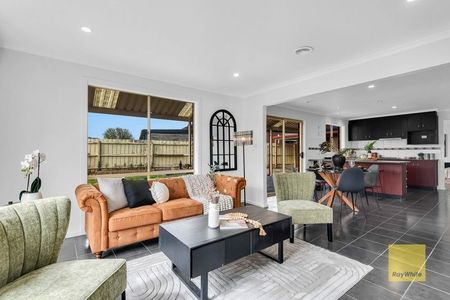 The Perfect Blend of Comfort and Functionality - Photo 3