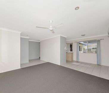 23 Daytona Drive, Kirwan - Photo 1