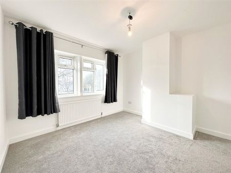 Waterloo Road, Wokingham, RG40 - Photo 5