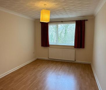 3 bedroom detached bungalow to rent - Photo 3