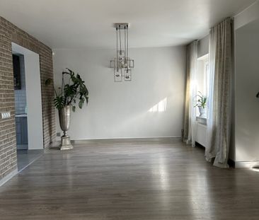 Elegancki dom 200 m na wynajem - Photo 1