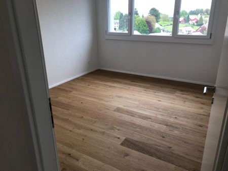 Appartement 2.5 pièces très lumineux à Rossens - Photo 2