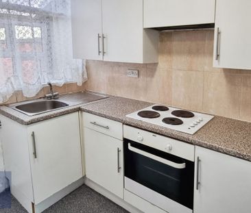 1 bedroom Flat To Let - Photo 3