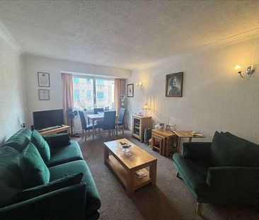 Homecrest House, Grosvenor Crescent, Scarborough, YO11 - Photo 4