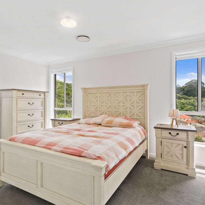 Beautiful Family Home in Quiet Cul-de-Sac - Spacious, Modern & Full of Light - Photo 1