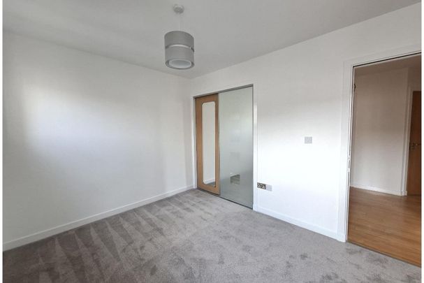 2 bed flat for rent in Granton - Photo 1