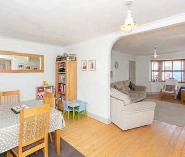 4 bedroom semi-detached house to rent - Photo 1