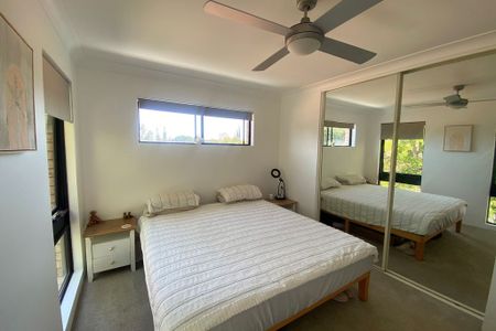 Prime living- 2 bedroom top end apartment. - Photo 5