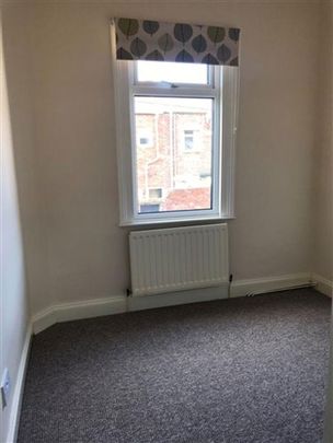 2 bedroom property to rent - Photo 1