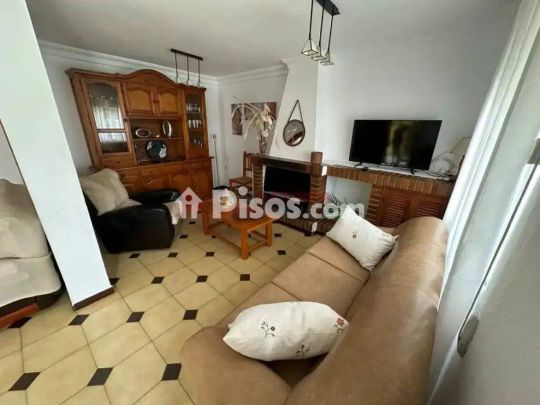 Chalet en alquiler en Lepe - Photo 1