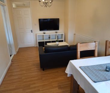 4 Bed End Terrace, Cranmer Walk, NG3 - Photo 1