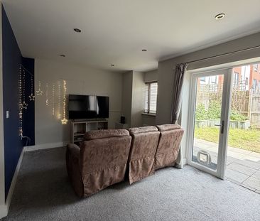 2 Bed Terraced House, Dunlop Green Mews, BS15 - Photo 1