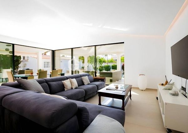 Luxury Villa for rent in Arona, Canary Islands