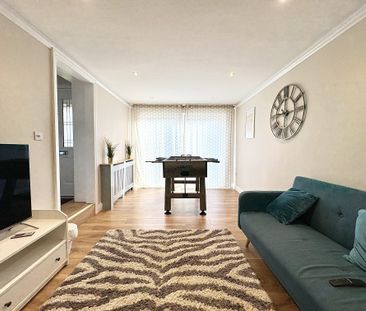 Ashlar Close, Keighley, Haworth - Photo 2