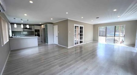 Made in Manhattan - Photo 4