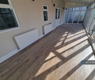 2 bedroom bungalow to rent - Photo 6