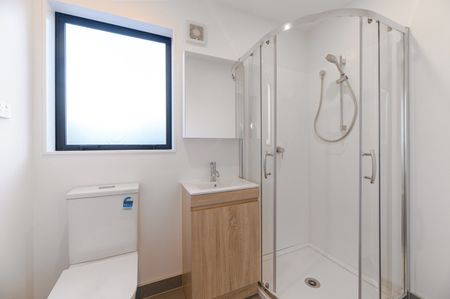 Modern living on Triangle! - Photo 2