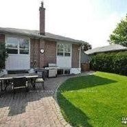 For Lease - 11 Sussex Avenue, Richmond Hill, Ontario - Photo 1