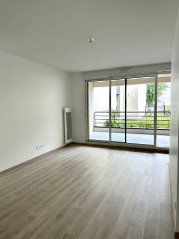 Location Appartement 2 pièces 33m² CHAMALIERES 63400 - Photo 2
