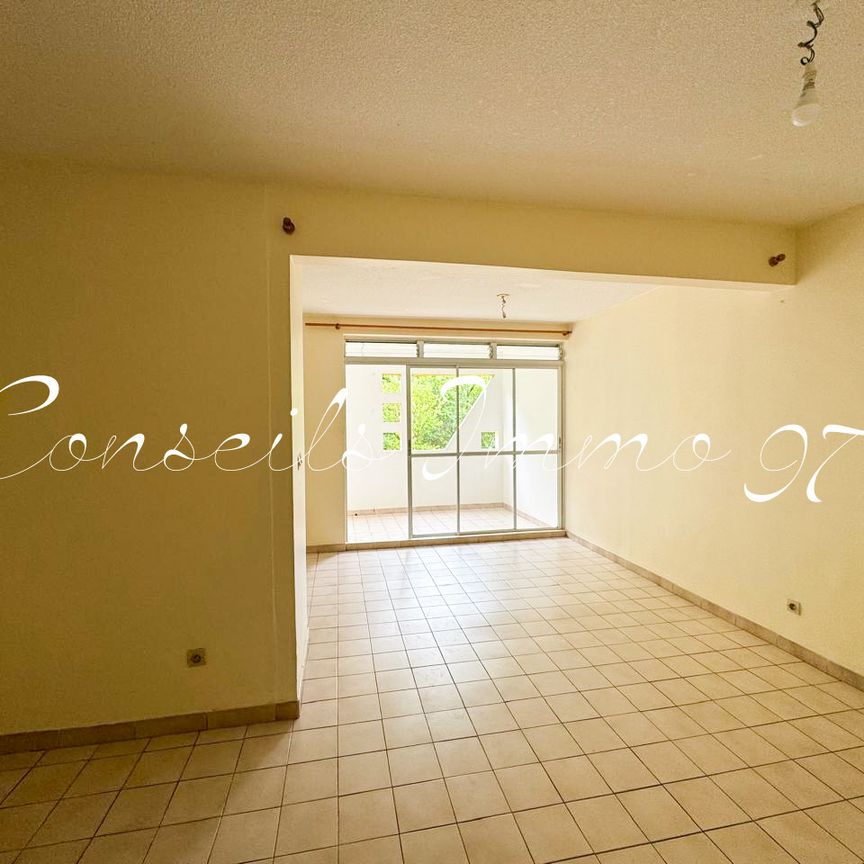 Location Appartement 2 pièces 51m² SCHOELCHER 97233 - Photo 1