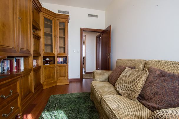 angel wawel - Photo 1