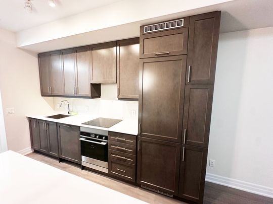 For Lease - 9085 Jane Street Unit# 503, Vaughan, Ontario - Photo 1