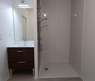 location Appartement T2 DE 41.25m² À LES SABLES D'OLONNE - Photo 5
